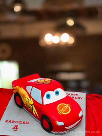 Customized+Cake