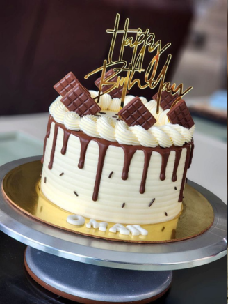 Customized+Cake