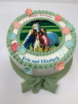 Customized+Cake