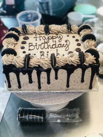 Customized+Cake