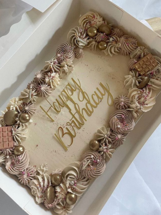 Customized+Cake